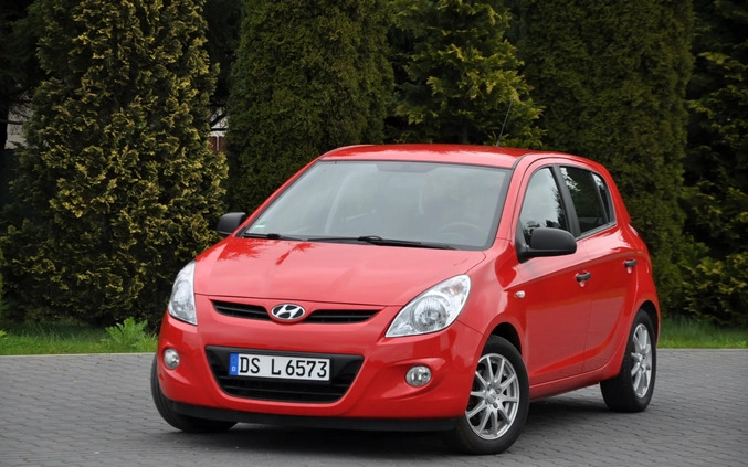 Hyundai i20 cena 15900 przebieg: 220000, rok produkcji 2011 z Ryglice małe 781